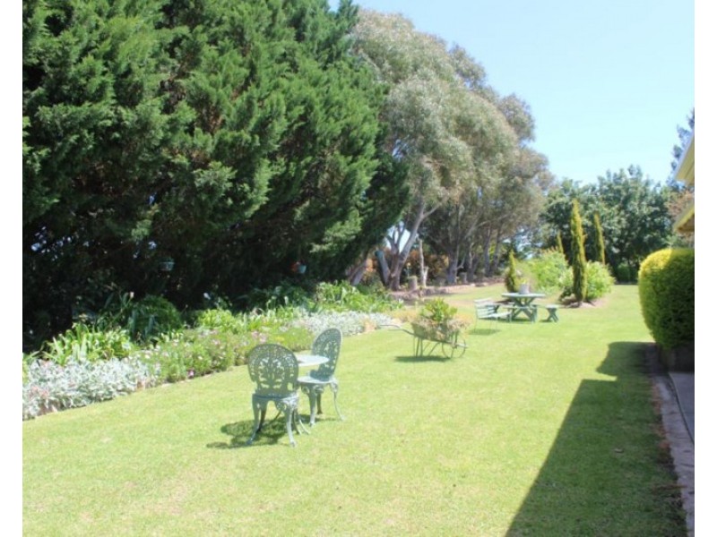 480-490 ROUSE Street, Tenterfield NSW 2372