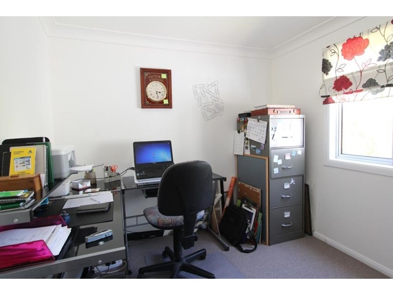 25 Robinson Street, Jennings NSW 2372