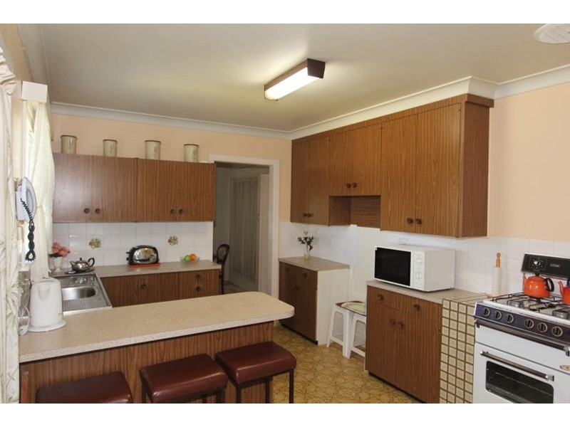 60 Wood Street, Tenterfield NSW 2372