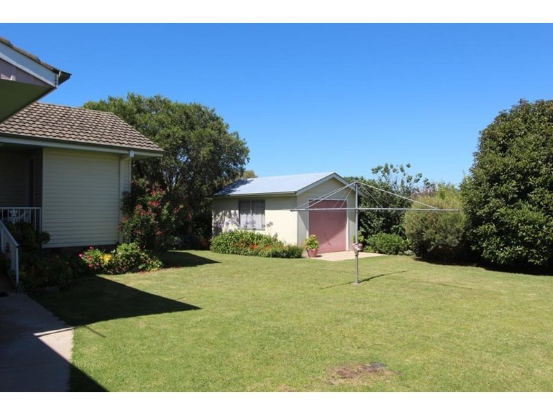 60 Wood Street, Tenterfield NSW 2372