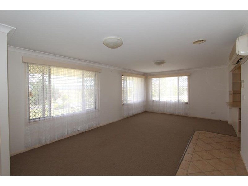 155 Petrie Street, Tenterfield NSW 2372