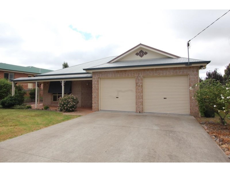 117 Duncan Street, Tenterfield NSW 2372