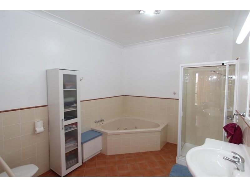 132 Rouse Street, Tenterfield NSW 2372