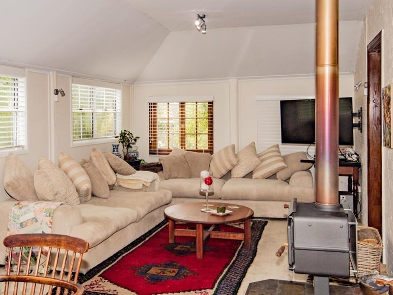 85 Molesworth Street, Tenterfield NSW 2372