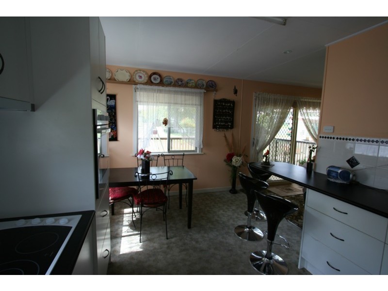 36 Molesworth Street, Tenterfield NSW 2372