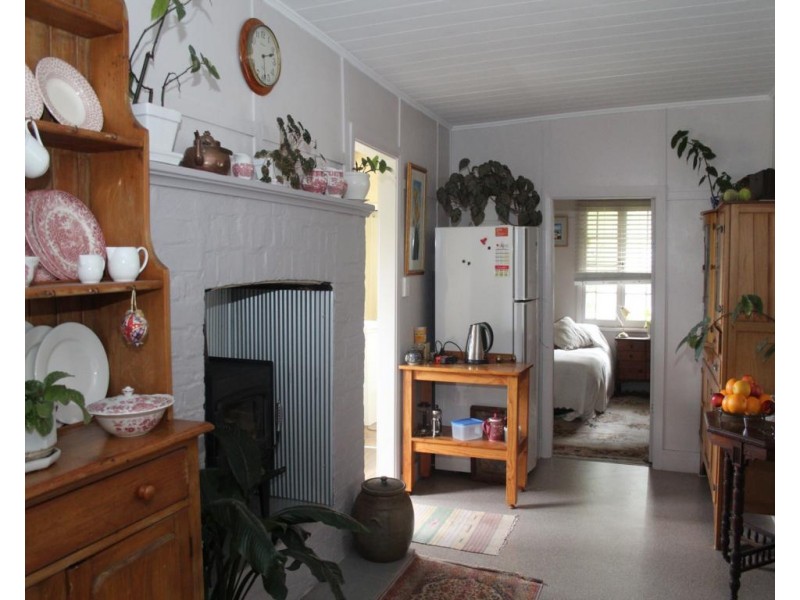 387 Rouse Street, Tenterfield NSW 2372