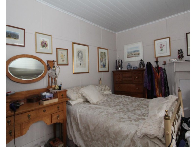 387 Rouse Street, Tenterfield NSW 2372