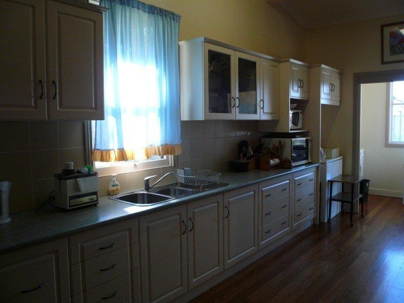 112 Cowper Street, Tenterfield NSW 2372