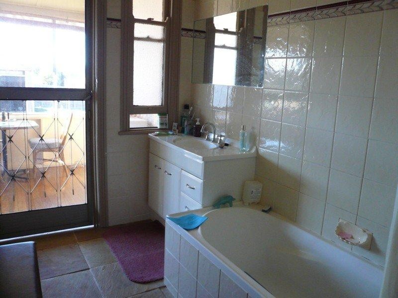 112 Cowper Street, Tenterfield NSW 2372