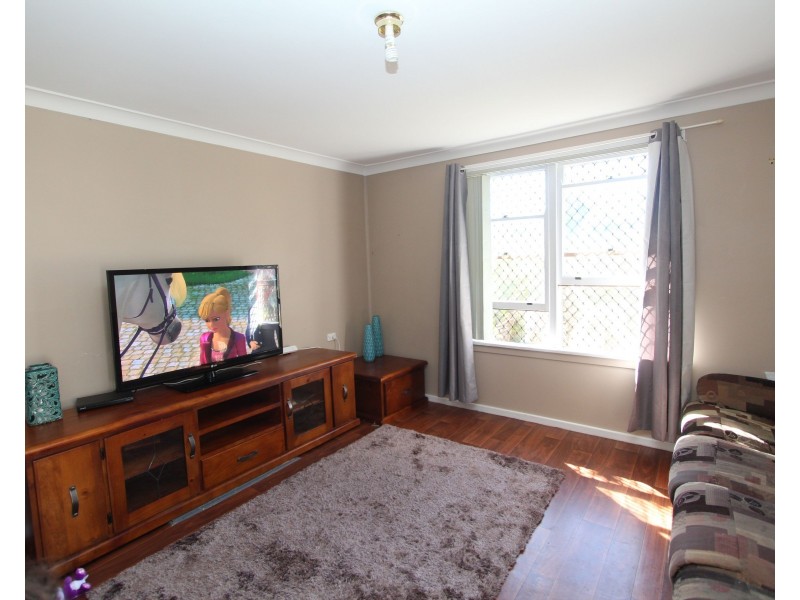 2 Kiely Street, Tenterfield NSW 2372