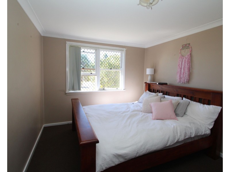 2 Kiely Street, Tenterfield NSW 2372