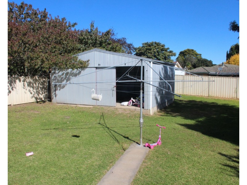 2 Kiely Street, Tenterfield NSW 2372