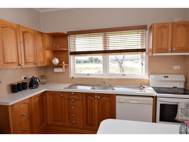 8866 New England Highway, Tenterfield NSW 2372