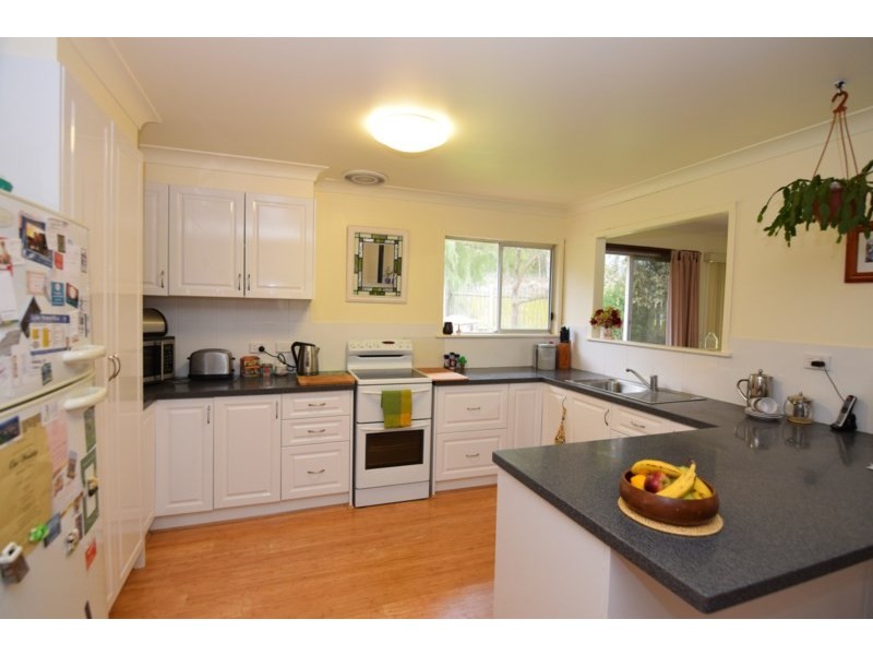 65 Holleys Road, Tenterfield NSW 2372