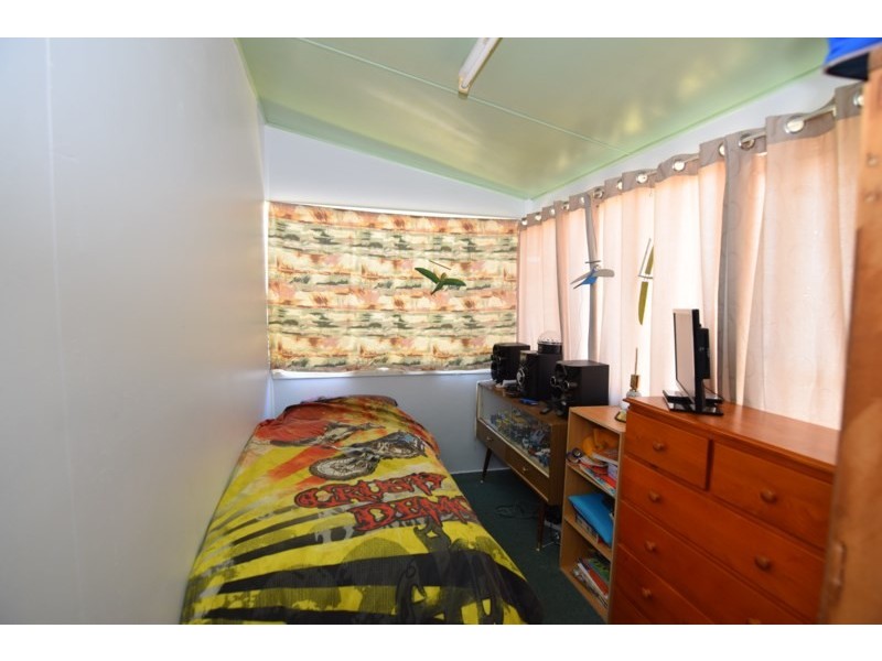 41 Woodlawn Street, Wallangarra QLD 4383