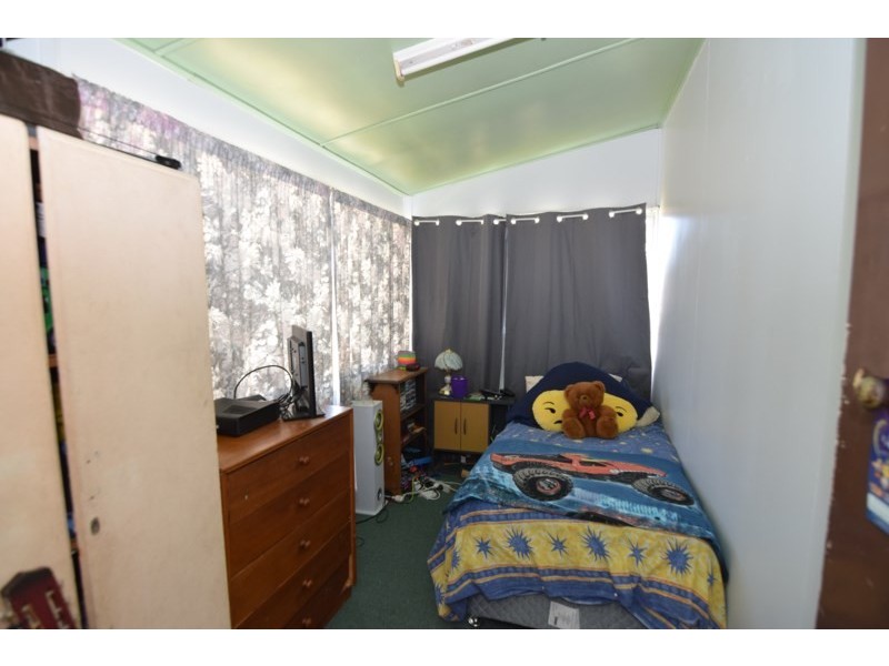 41 Woodlawn Street, Wallangarra QLD 4383