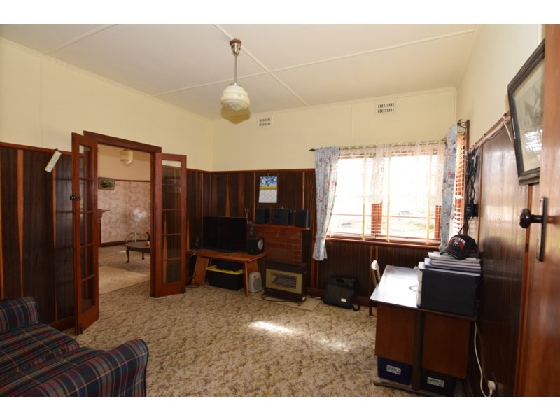 59 High Street, Tenterfield NSW 2372