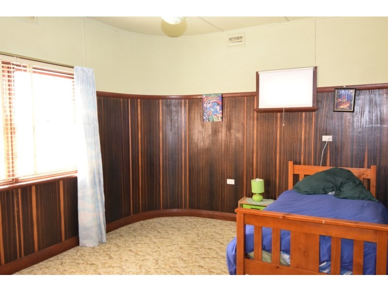 59 High Street, Tenterfield NSW 2372