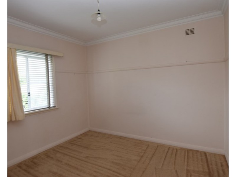 81 Martin Street, Tenterfield NSW 2372