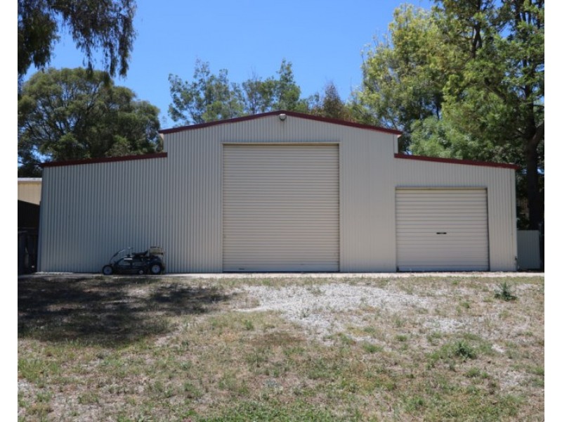 118-120 Wood Street, Tenterfield NSW 2372