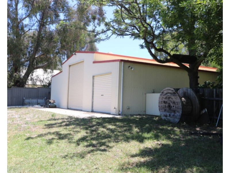 118-120 Wood Street, Tenterfield NSW 2372