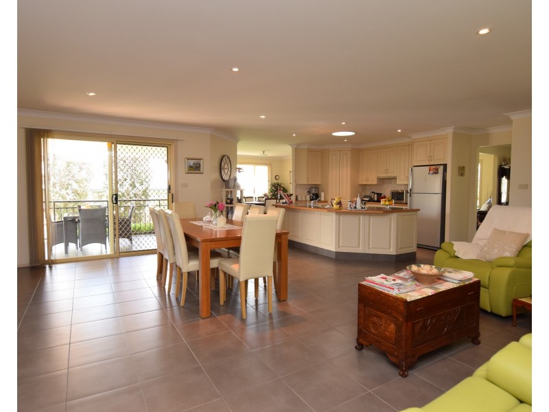 70 Riley Street, Tenterfield NSW 2372