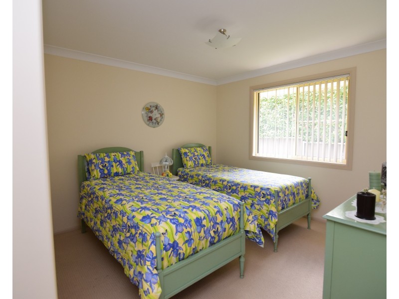 70 Riley Street, Tenterfield NSW 2372