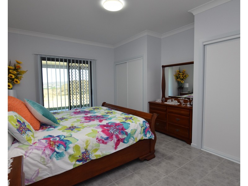 90 Neagles Lane, Tenterfield NSW 2372
