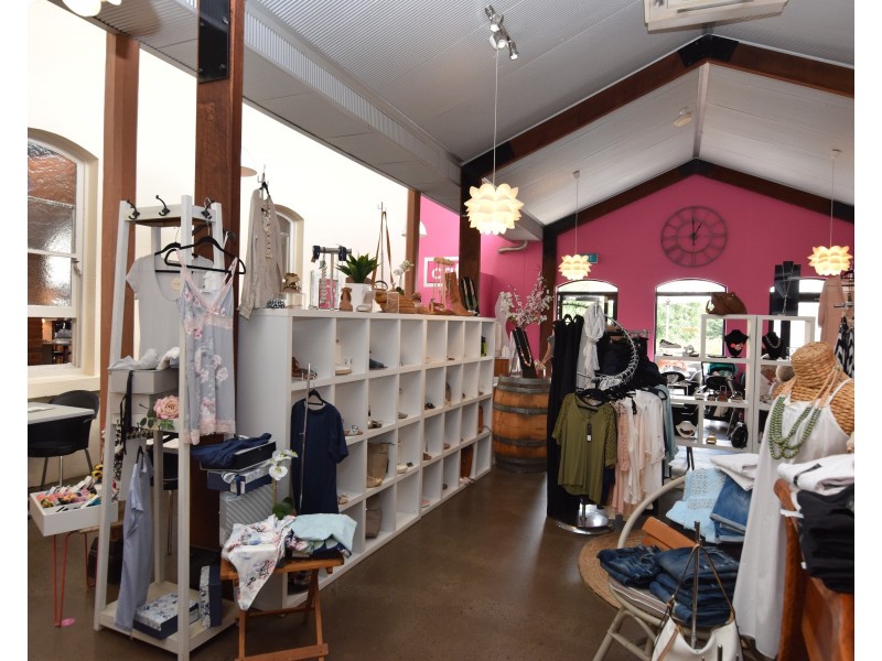 212 Rouse Street, Tenterfield NSW 2372