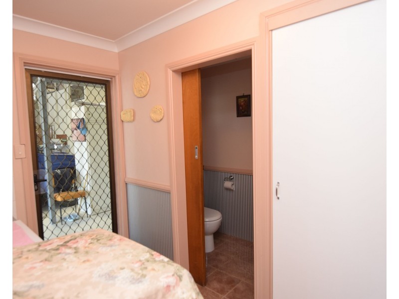 223 Douglas Street, Tenterfield NSW 2372