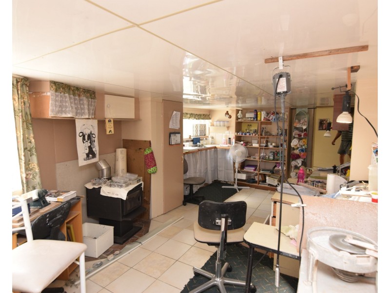 223 Douglas Street, Tenterfield NSW 2372