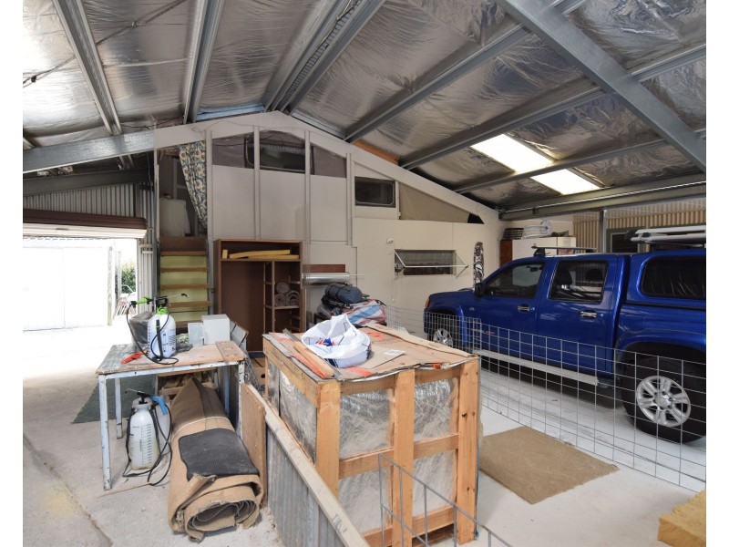 223 Douglas Street, Tenterfield NSW 2372