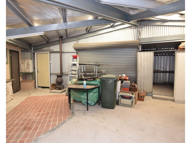 223 Douglas Street, Tenterfield NSW 2372