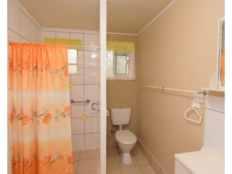 223 Douglas Street, Tenterfield NSW 2372