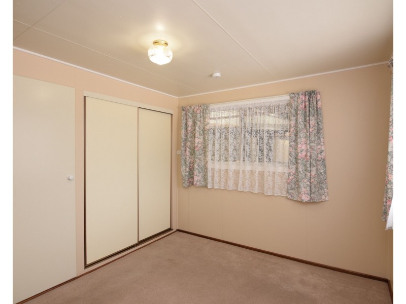 223 Douglas Street, Tenterfield NSW 2372