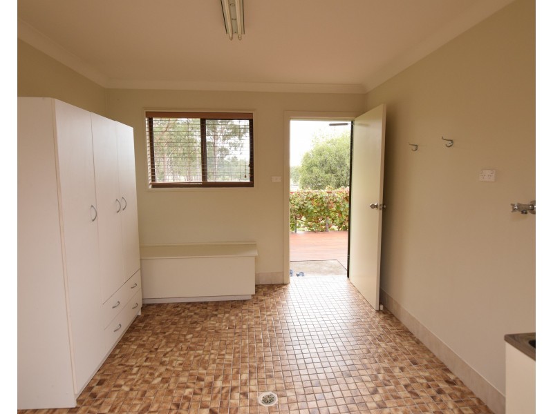 49 Holleys Road, Tenterfield NSW 2372