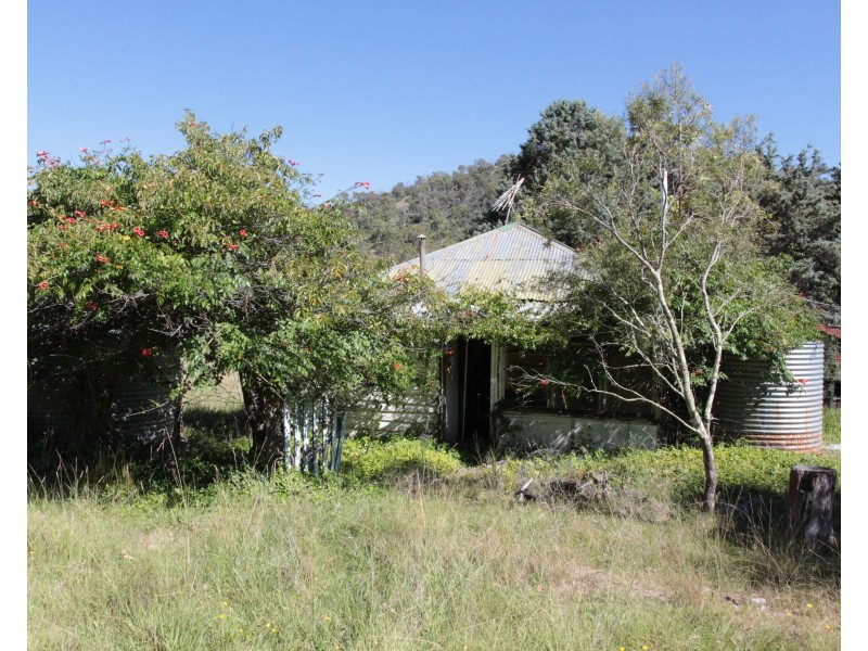 “The Glen” Tent Hill Road, Torrington NSW 2371