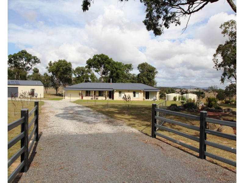 59 SCHRODERS Road, Tenterfield NSW 2372
