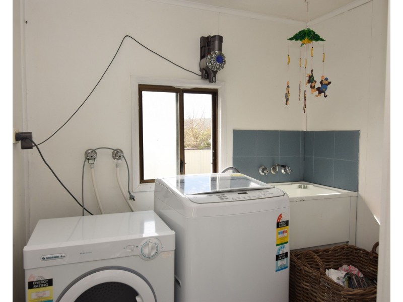 93 Pelham Street, Tenterfield NSW 2372