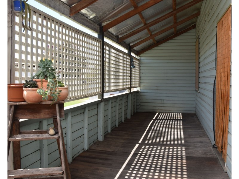 93 Pelham Street, Tenterfield NSW 2372