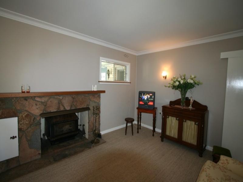 124 East Street, Tenterfield NSW 2372