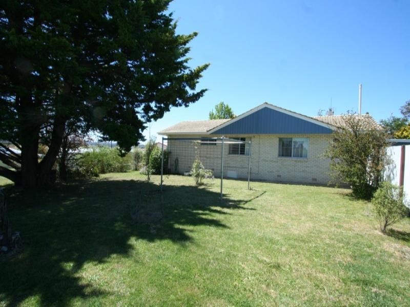 124 East Street, Tenterfield NSW 2372