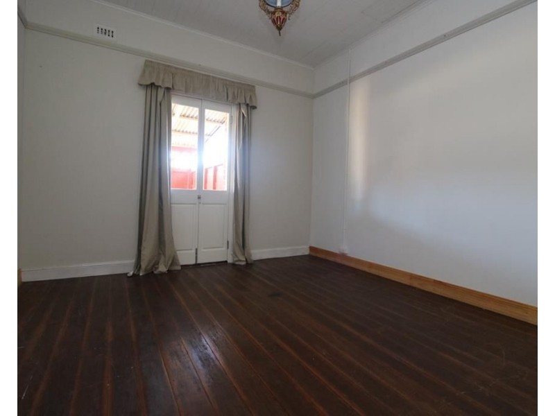 50 Wood Street, Tenterfield NSW 2372