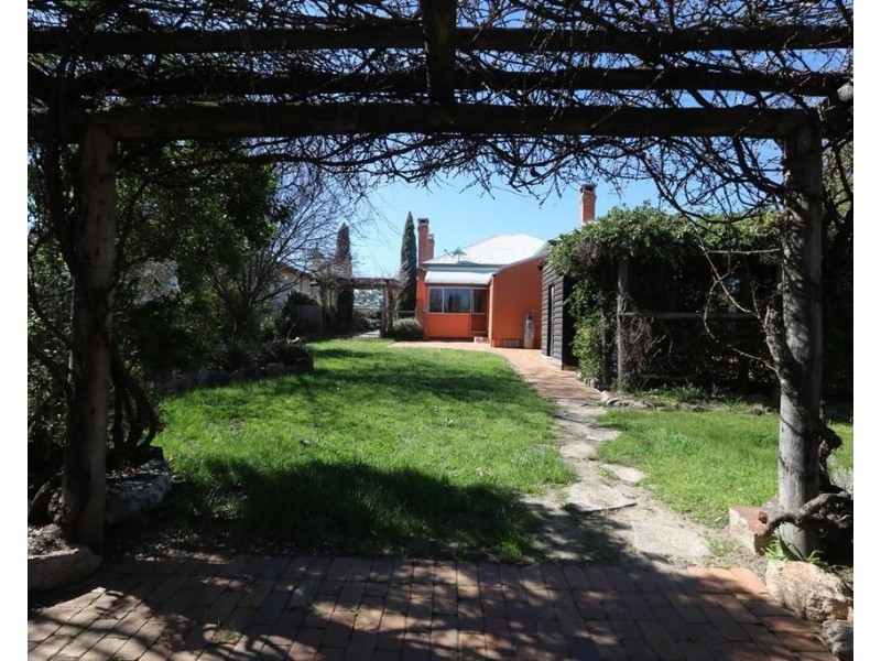 50 Wood Street, Tenterfield NSW 2372