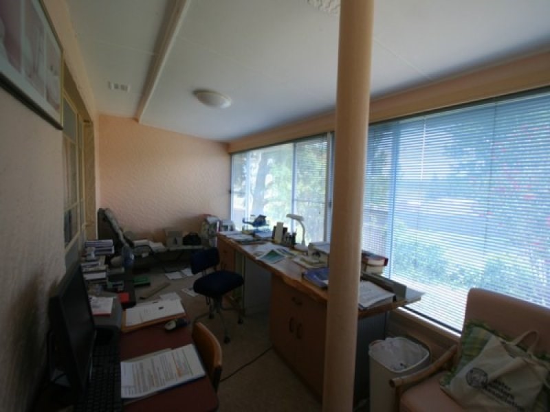 77 Cowper Street, Tenterfield NSW 2372