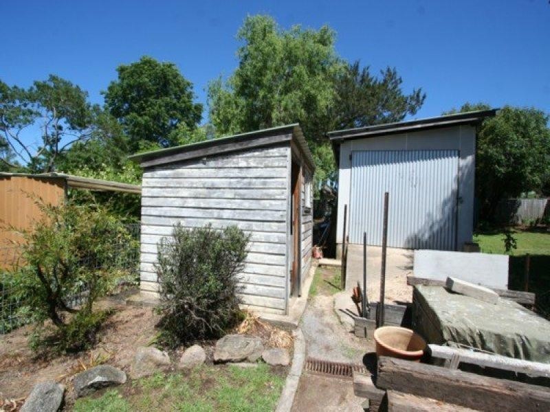 52 George Street, Tenterfield NSW 2372