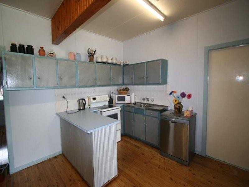 50 High Street, Tenterfield NSW 2372