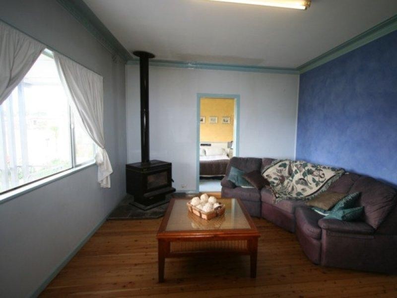 50 High Street, Tenterfield NSW 2372