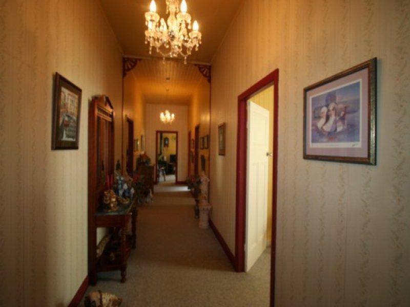 72 Martin Street, Tenterfield NSW 2372