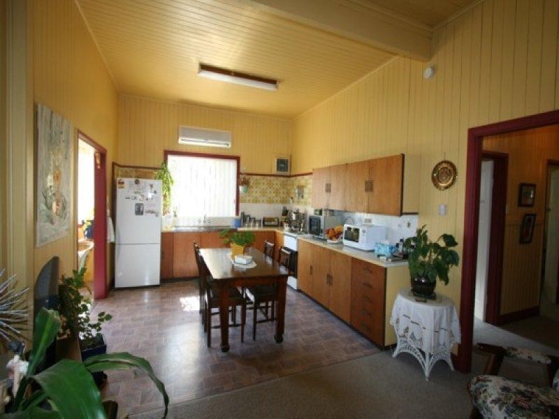 72 Martin Street, Tenterfield NSW 2372